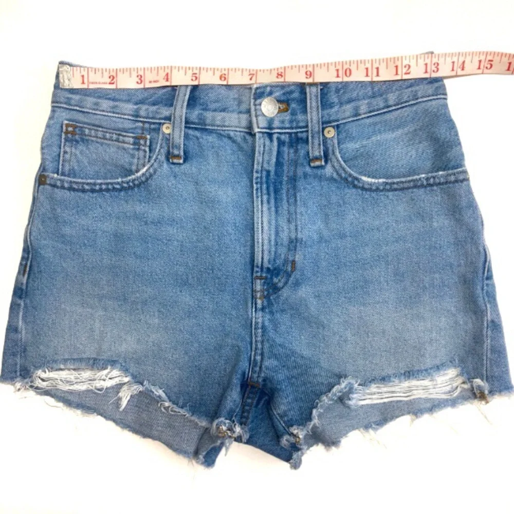 Madewell The Perfect Blue Denim Jean Short Distressed Raw Hem Size 25